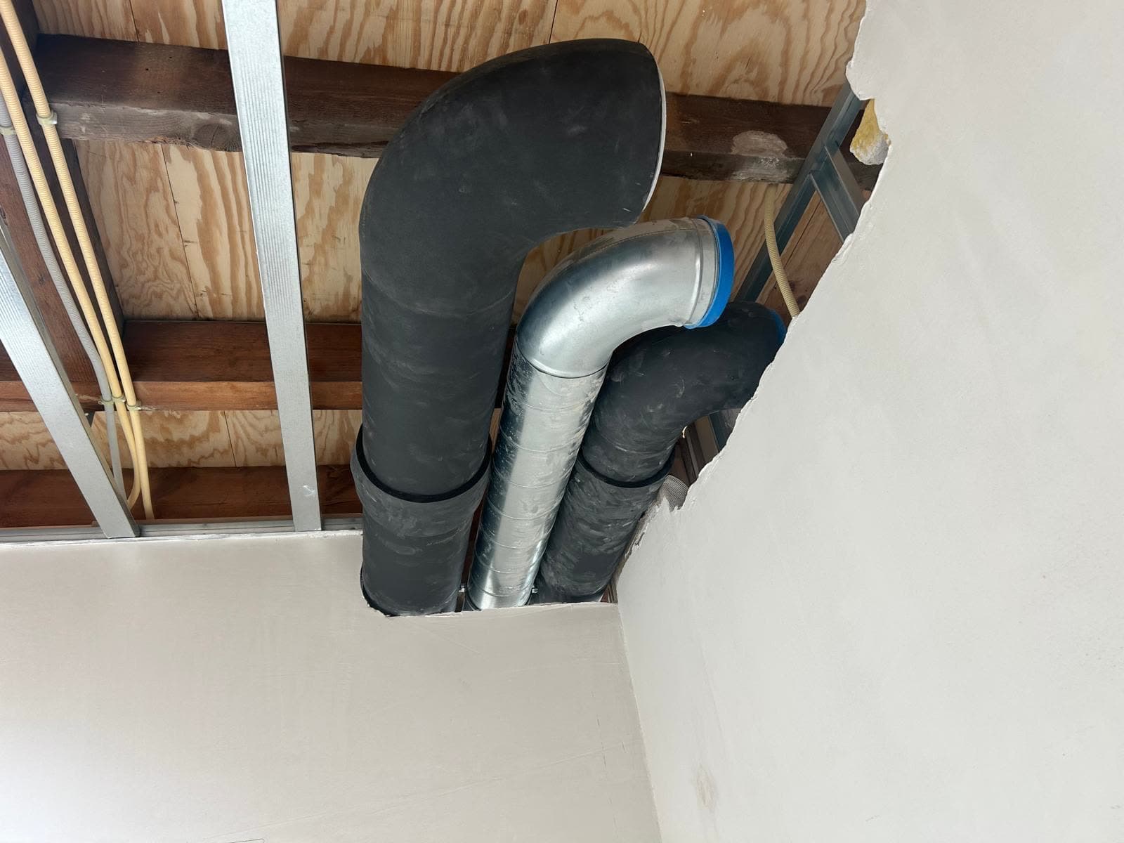 Zehnder ComfoClime op een ComfoAir Q, geplaatst door WTW.nl — woninginstallatie 2