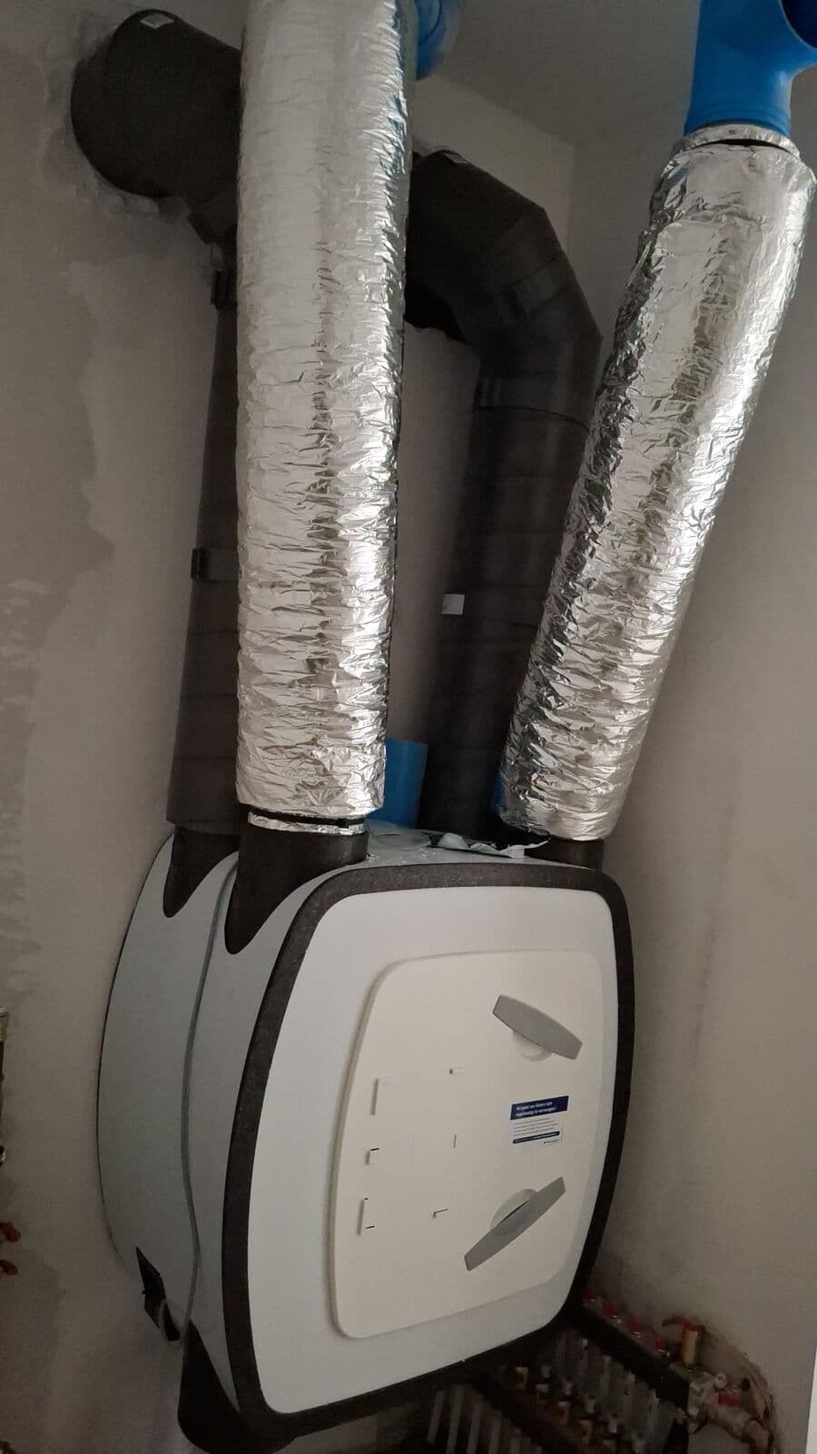 Project: Unit + geïsoleerde kanalen gemonteerd